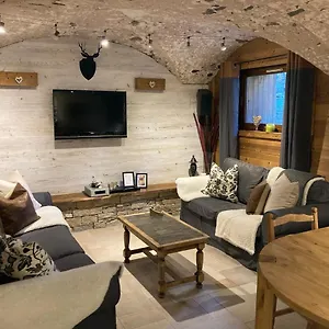  Appartement Two Bedroom La Voute, Chandon Near Meribel France